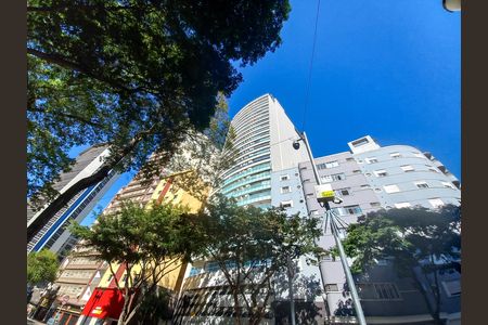 Fachada do Prédio de apartamento para alugar com 2 quartos, 67m² em Santa Ifigênia, São Paulo