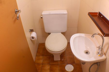 Apartamento à venda com 77m², 3 quartos e 2 vagasBanheiro Social