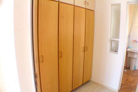 Apartamento à venda com 77m², 3 quartos e 2 vagasQuarto 3