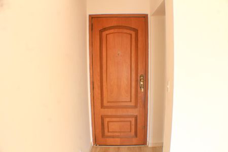 Apartamento à venda com 77m², 3 quartos e 2 vagasEntrada