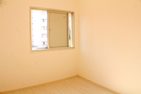 Apartamento à venda com 77m², 3 quartos e 2 vagasQuarto 2