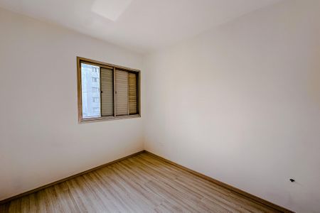 Apartamento à venda com 77m², 2 quartos e 2 vagasQuarto 1