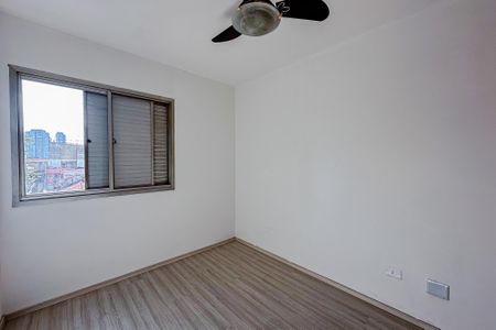 Apartamento à venda com 77m², 2 quartos e 2 vagasQuarto 2