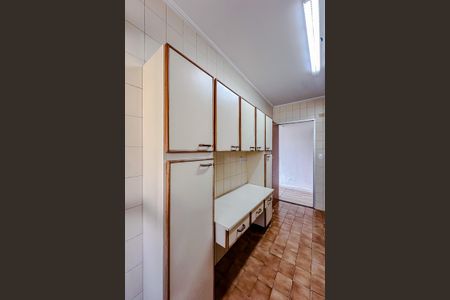 Apartamento à venda com 77m², 2 quartos e 2 vagasCozinha