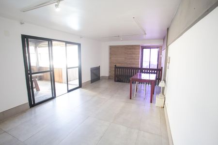 Apartamento à venda com 280m², 5 quartos e 2 vagas Apartamento à venda com 280m², 5 quartos e 2 vagasSala 2