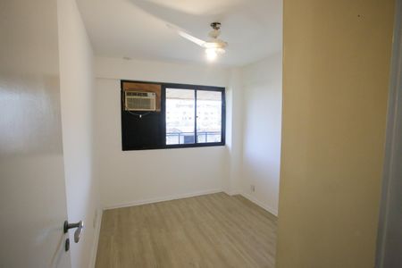 Apartamento à venda com 280m², 5 quartos e 2 vagas Apartamento à venda com 280m², 5 quartos e 2 vagasQuarto 1