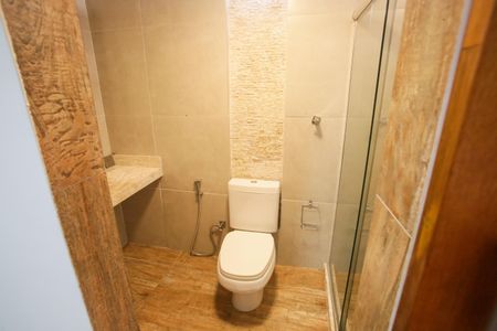 Apartamento à venda com 280m², 5 quartos e 2 vagas Apartamento à venda com 280m², 5 quartos e 2 vagasBanheiro 1