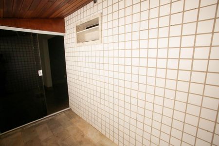 Apartamento à venda com 280m², 5 quartos e 2 vagas Apartamento à venda com 280m², 5 quartos e 2 vagasVaranda