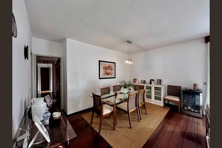 Apartamento para alugar com 148m², 4 quartos e 3 vagasSala