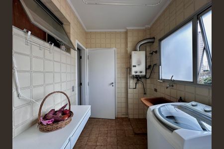 Apartamento para alugar com 148m², 4 quartos e 3 vagasÁrea de Serviço