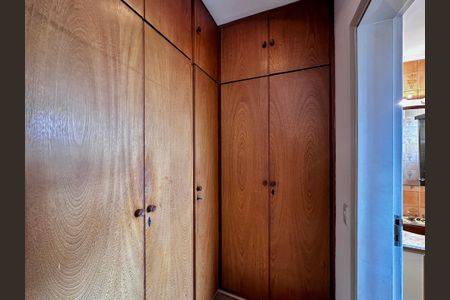 Apartamento para alugar com 148m², 4 quartos e 3 vagasCloset Suíte 2