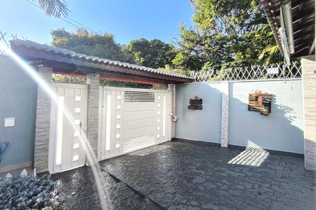 Casa à venda com 176m², 3 quartos e 3 vagasÁrea Externa
