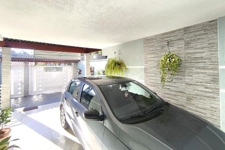 Casa à venda com 176m², 3 quartos e 3 vagasGaragem