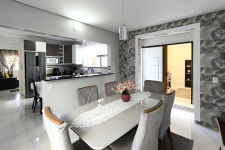 Casa à venda com 176m², 3 quartos e 3 vagasSala de Jantar