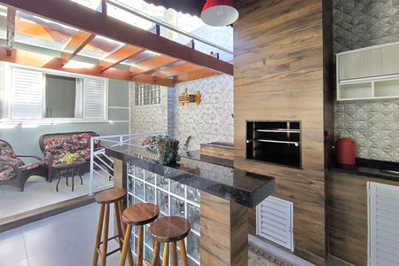 Casa à venda com 176m², 3 quartos e 3 vagasÁrea comum