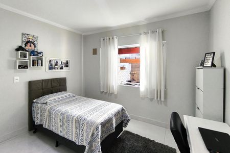 Casa à venda com 176m², 3 quartos e 3 vagasQuarto 3