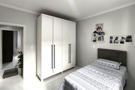 Casa à venda com 176m², 3 quartos e 3 vagasQuarto 3