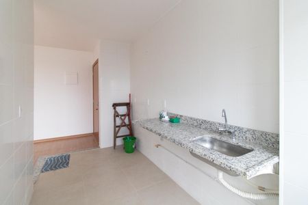 Apartamento à venda com 60m², 2 quartos e 1 vaga Apartamento à venda com 60m², 2 quartos e 1 vagaCozinha e Área de Serviço
