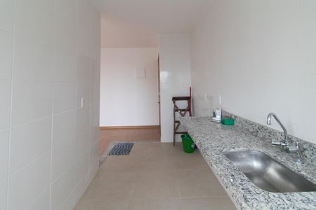 Apartamento à venda com 60m², 2 quartos e 1 vaga Apartamento à venda com 60m², 2 quartos e 1 vagaCozinha e Área de Serviço