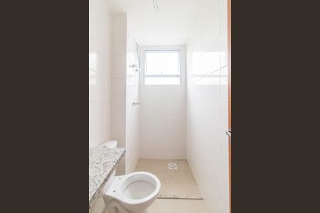 Apartamento à venda com 60m², 2 quartos e 1 vaga Apartamento à venda com 60m², 2 quartos e 1 vagaBanheiro da Suíte