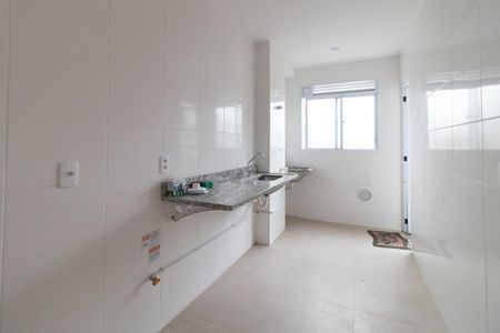 Apartamento à venda com 60m², 2 quartos e 1 vaga Apartamento à venda com 60m², 2 quartos e 1 vagaCozinha e Área de Serviço