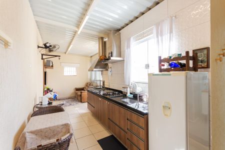 Apartamento à venda com 76m², 3 quartos e 1 vagaÁrea de Serviço