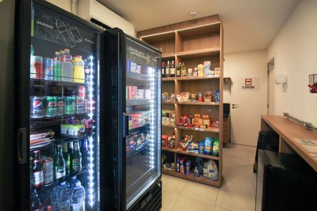 Studio para alugar com 27m², 1 quarto e sem vaga Studio para alugar com 27m², 1 quarto e sem vagaÁrea comum - Mercado