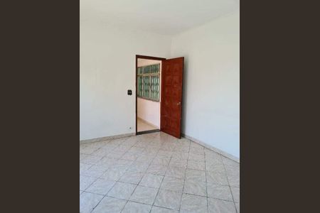 Casa à venda com 218m², 3 quartos e 4 vagas