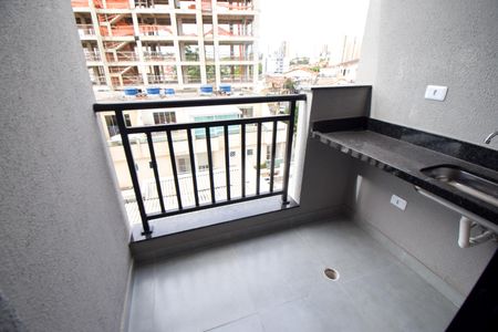 Apartamento à venda com 40m², 2 quartos e 1 vagaSacada Sala/Cozinha