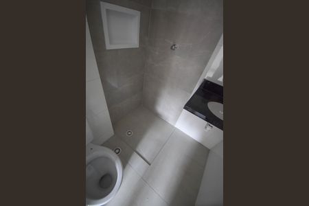 Apartamento à venda com 40m², 2 quartos e 1 vaga Apartamento à venda com 40m², 2 quartos e 1 vagaBanheiro Social