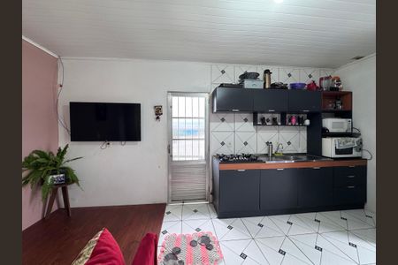 Casa à venda com 140m², 2 quartos e 3 vagasSala/Cozinha