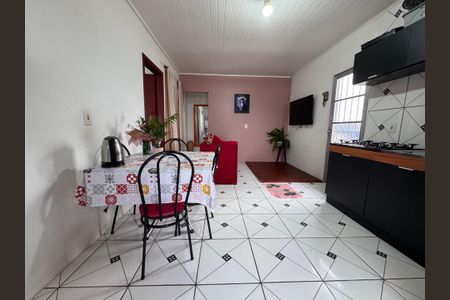 Casa à venda com 140m², 2 quartos e 3 vagasSala/Cozinha