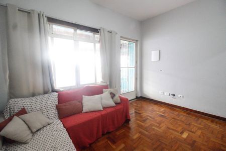 Casa à venda com 114m², 2 quartos e 1 vaga Casa à venda com 114m², 2 quartos e 1 vagaSala