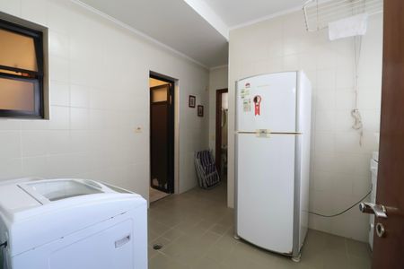 Apartamento para alugar com 134m², 3 quartos e 2 vagasÁrea de Serviço
