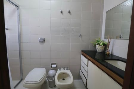 Apartamento para alugar com 134m², 3 quartos e 2 vagasBanheiro Suíte