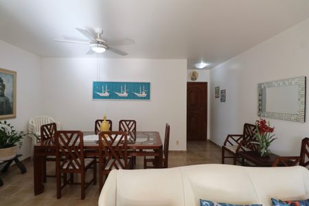 Apartamento para alugar com 134m², 3 quartos e 2 vagasSala