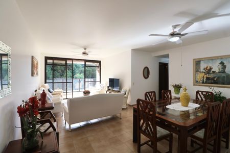 Apartamento para alugar com 134m², 3 quartos e 2 vagasSala