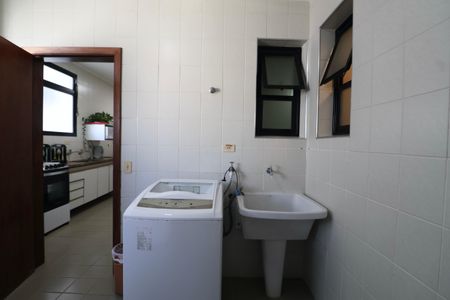 Apartamento para alugar com 134m², 3 quartos e 2 vagasÁrea de Serviço