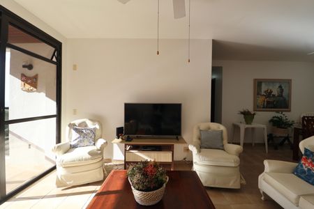 Apartamento para alugar com 134m², 3 quartos e 2 vagasSala