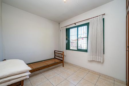 Casa à venda com 250m², 5 quartos e 2 vagasQuarto 1