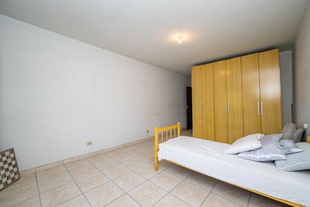 Casa à venda com 250m², 5 quartos e 2 vagasSuíte