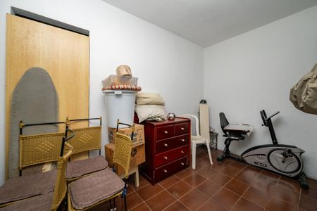 Casa à venda com 250m², 5 quartos e 2 vagasQuarto de Serviço