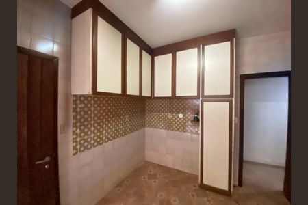 Casa à venda com 590m², 4 quartos e 3 vagasCozinha