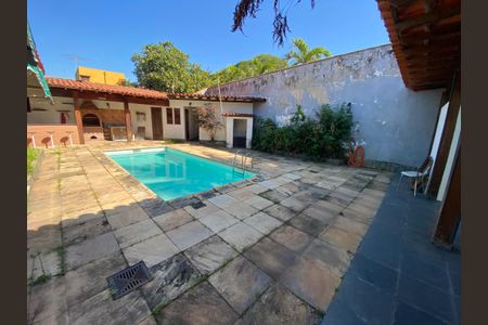 Casa à venda com 590m², 4 quartos e 3 vagasÁrea Externa