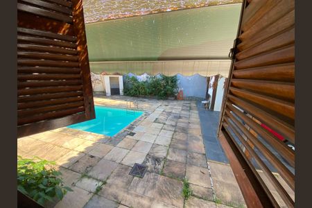 Casa à venda com 590m², 4 quartos e 3 vagasVista do Quarto 5