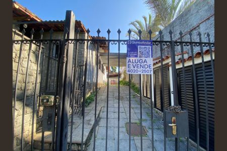 Casa à venda com 590m², 4 quartos e 3 vagasPlaca
