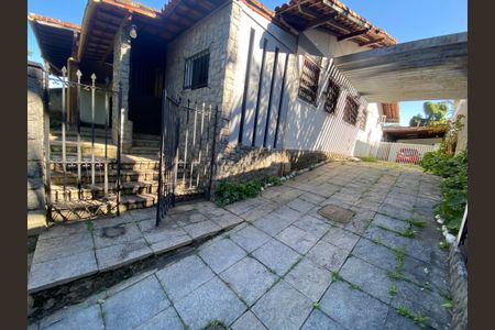 Casa à venda com 590m², 4 quartos e 3 vagasGaragem