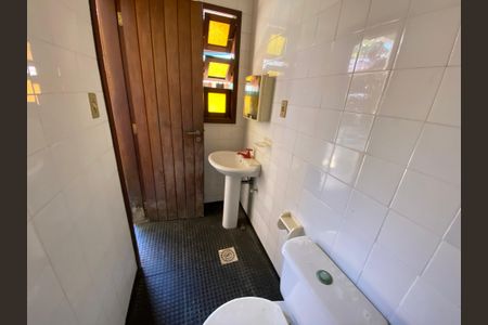 Casa à venda com 590m², 4 quartos e 3 vagasBanheiro Externo