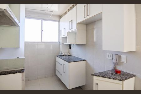Apartamento para alugar com 70m², 3 quartos e 2 vagas Apartamento para alugar com 70m², 3 quartos e 2 vagasCozinha e Área de Serviço