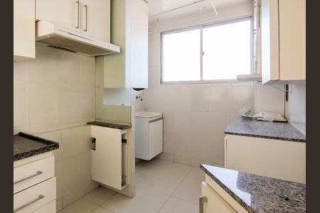 Apartamento para alugar com 70m², 3 quartos e 2 vagas Apartamento para alugar com 70m², 3 quartos e 2 vagasCozinha e Área de Serviço
